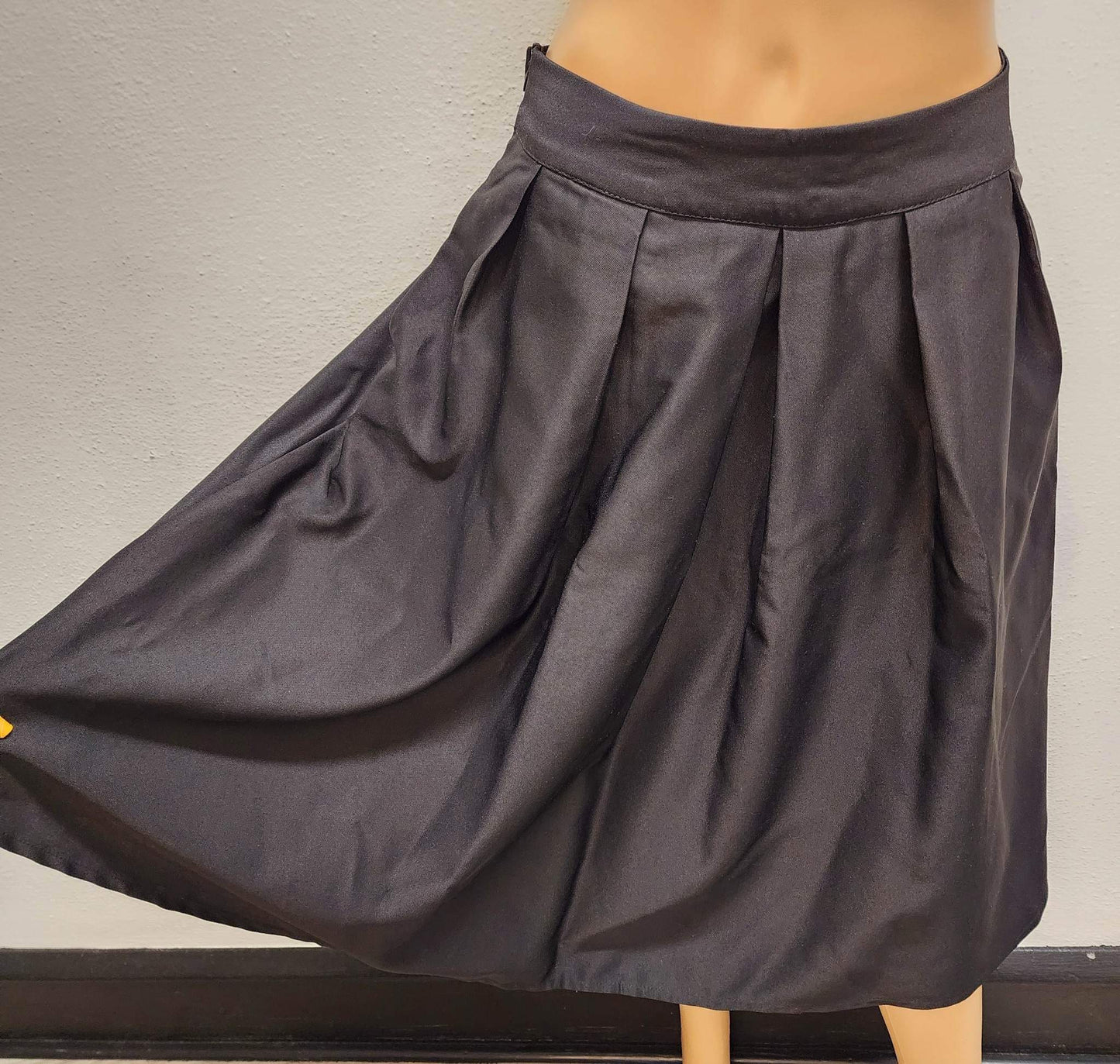 Black Pleated Skirt w/Pockets