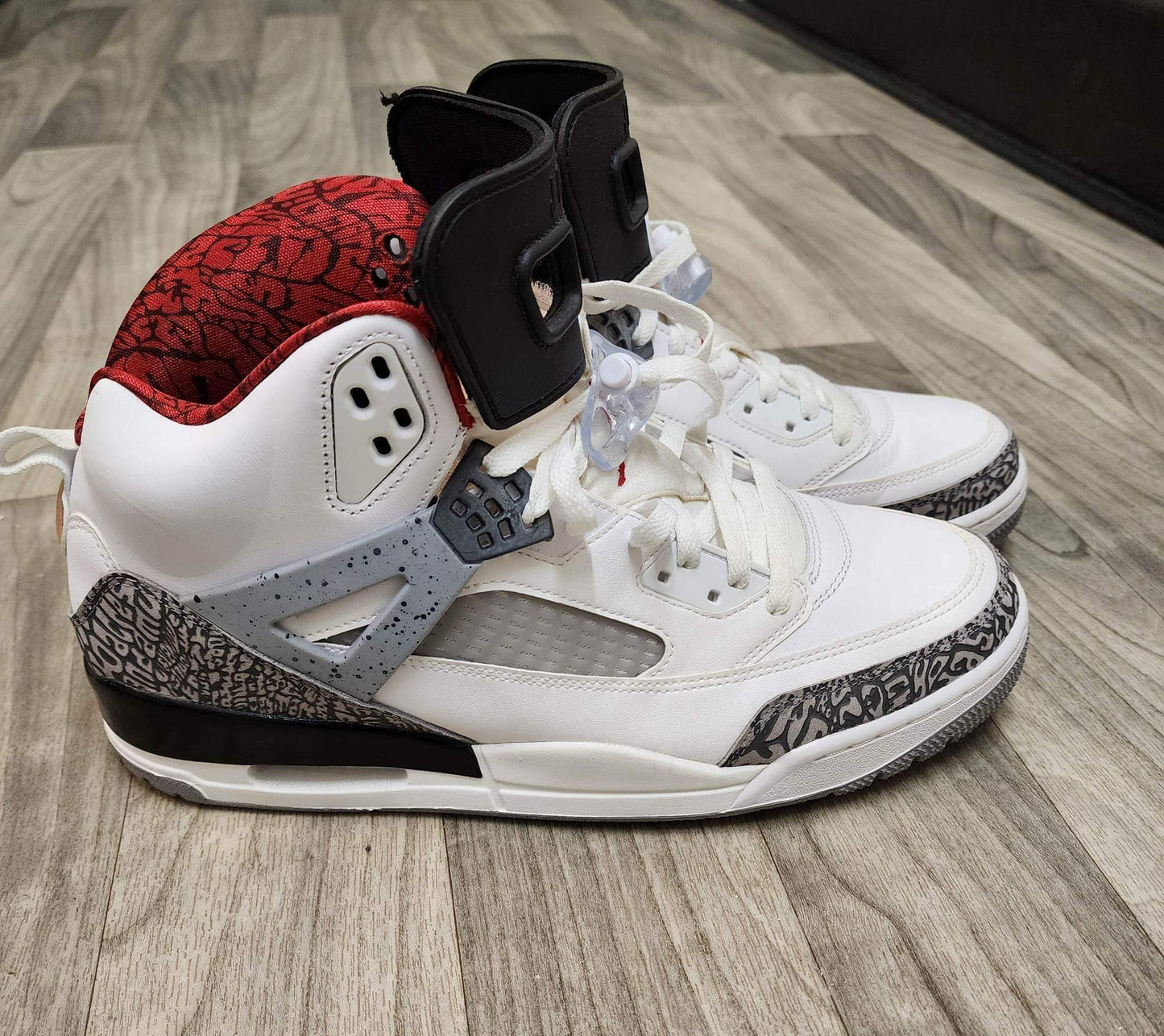 NIKE AIR JORDAN SPIZIKE